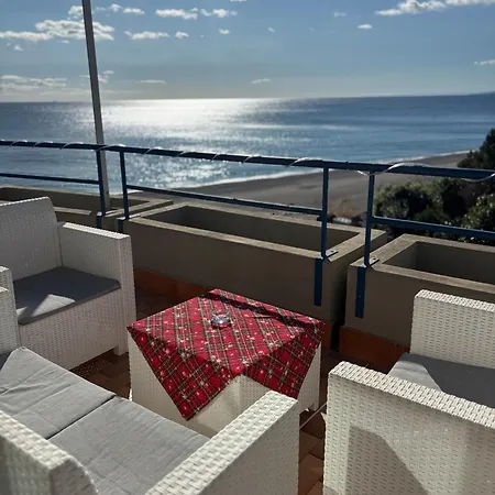 The Dream - Seafront Loft